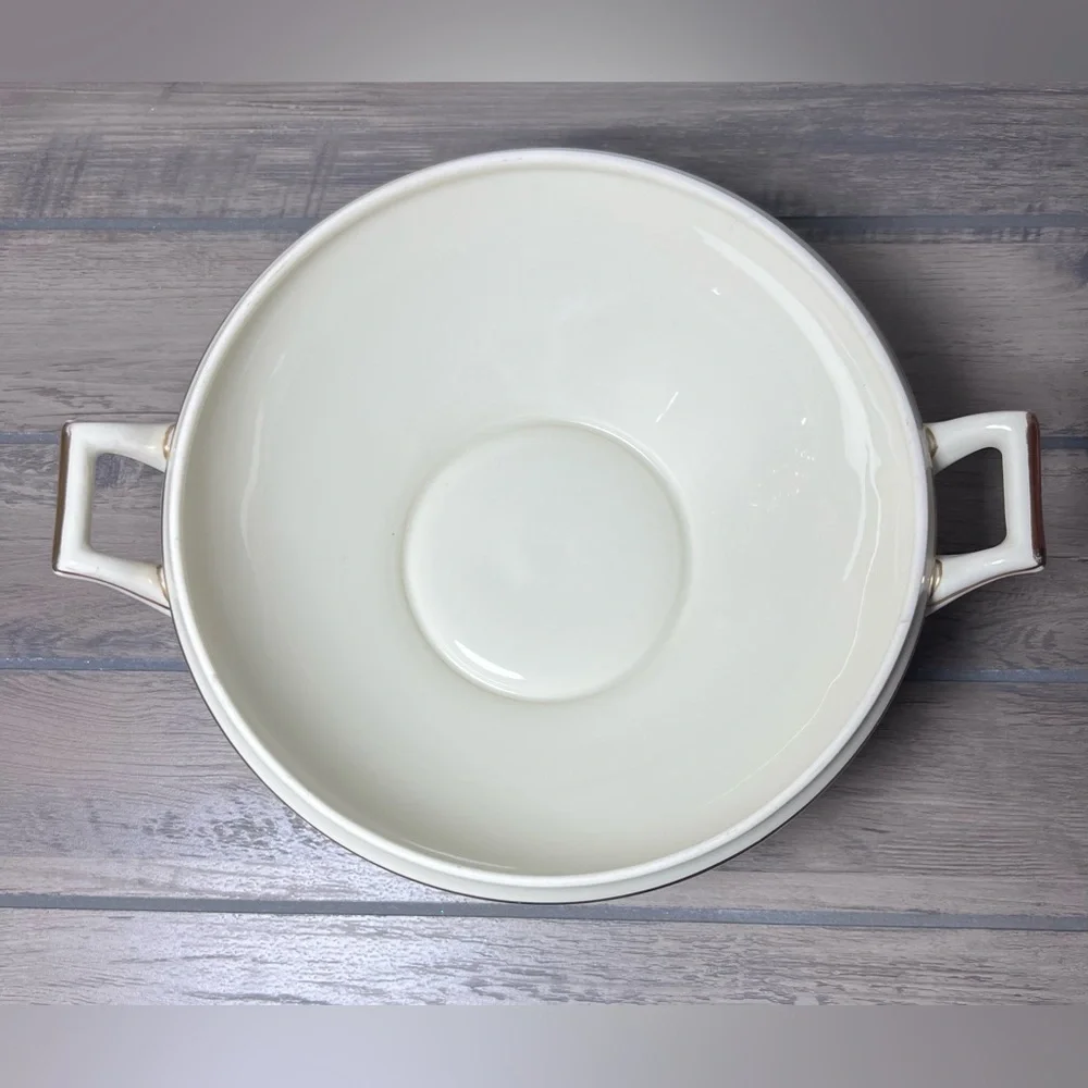 Heinrich & Co. Vtg. Selb Bavaria “Senta”‎ Covered Serving Bowl/Tureen Pink